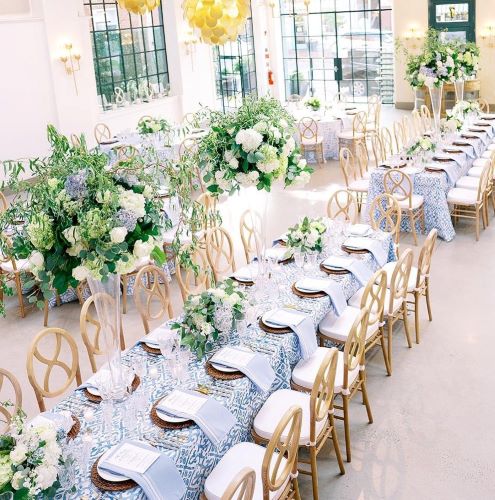 Rent * The Head Table Boutique *